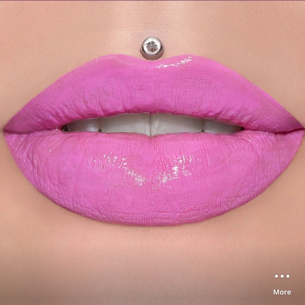 Jeffree Star Queen Supreme Gloss
